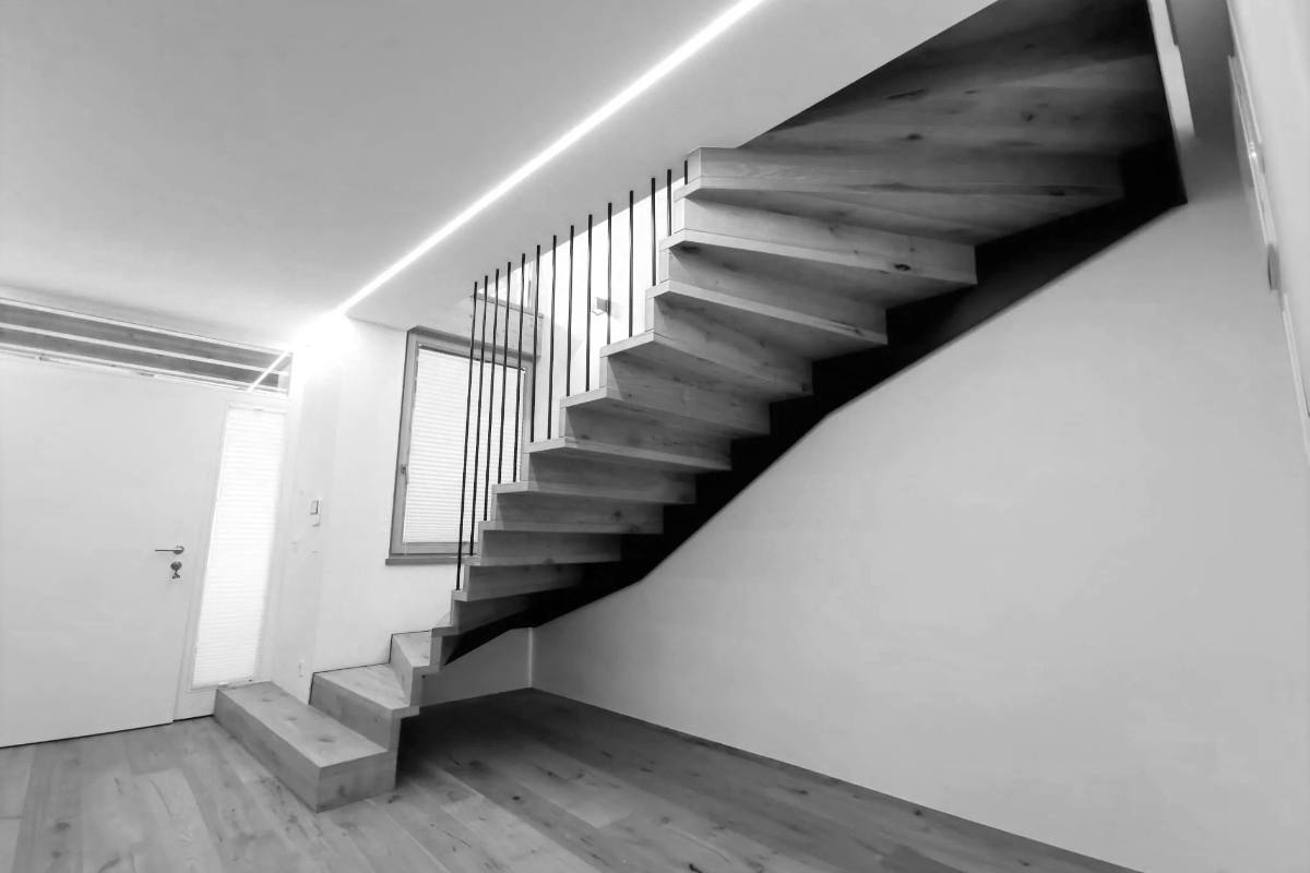 scale metallo legno